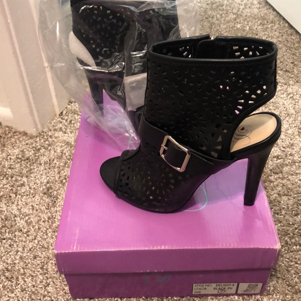 Black heels